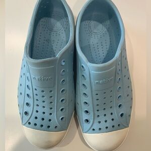 Native Light Blue Slip-On Shoes C13 kids boys summer beach water play